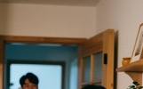 一通家庭电话闹出大笑话，孩子的反应逗乐全家人