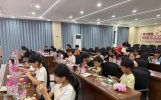 “品读经典美文巧手邂逅美好”