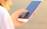 一条恶搞短信，致一女子手机被运营商停机！这样的玩笑开不得——