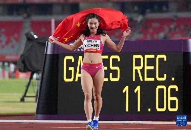 全网爆赞！17岁高三女生称霸亚运田径，这才是中国少年该有的样子